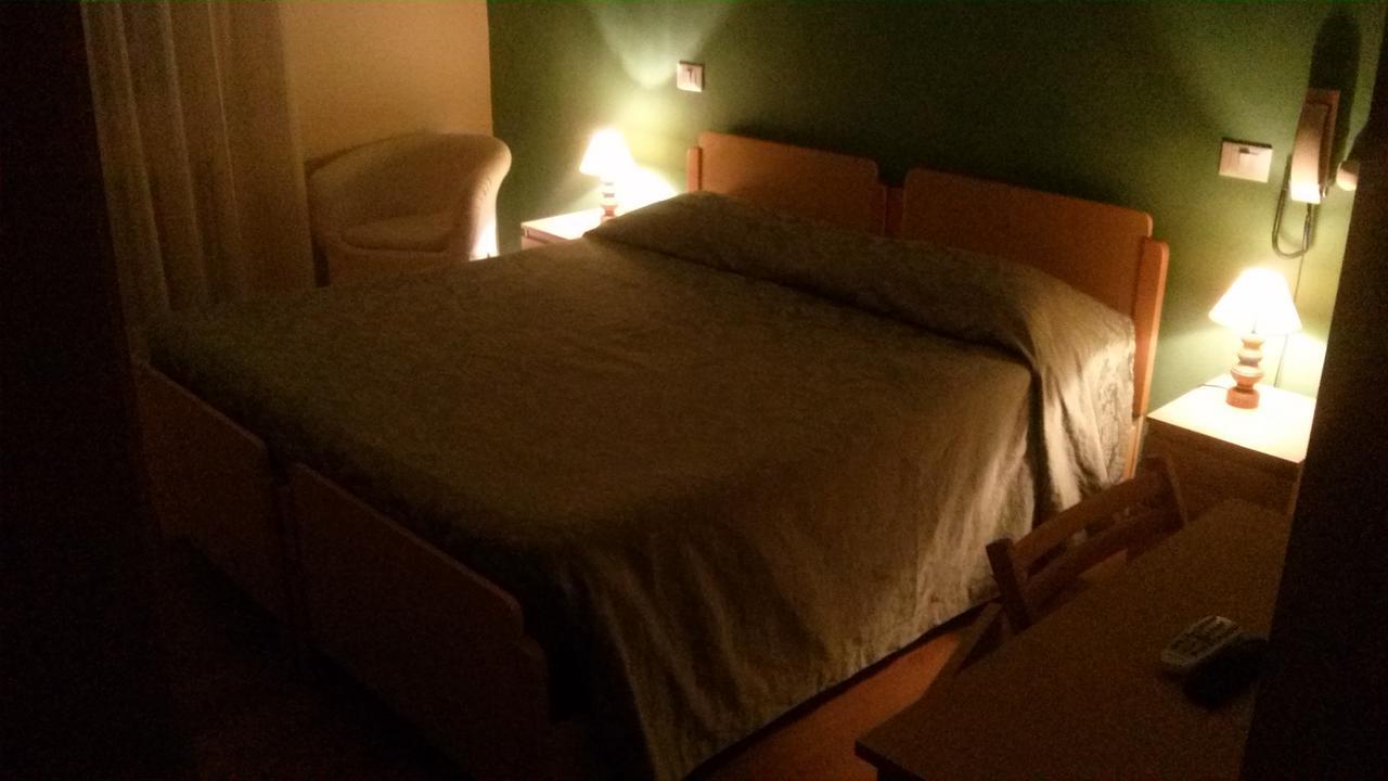 Albergo Capriolo Sestola Esterno foto