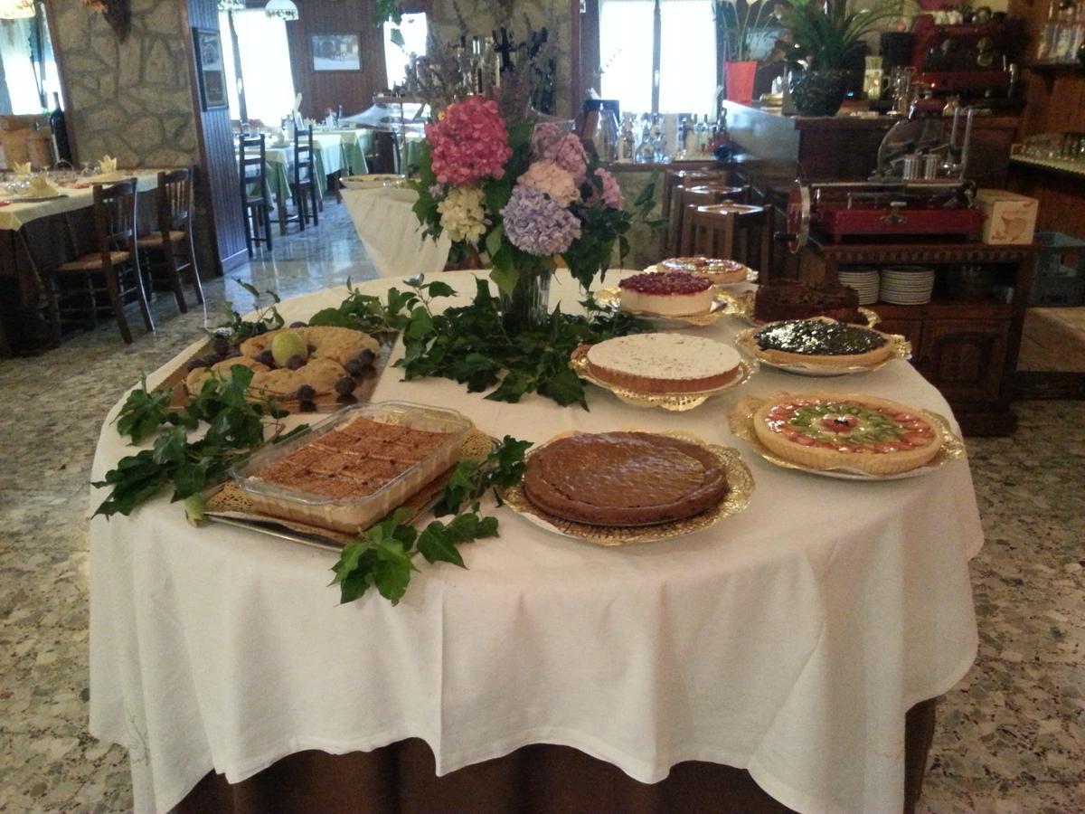 Albergo Capriolo Sestola Esterno foto