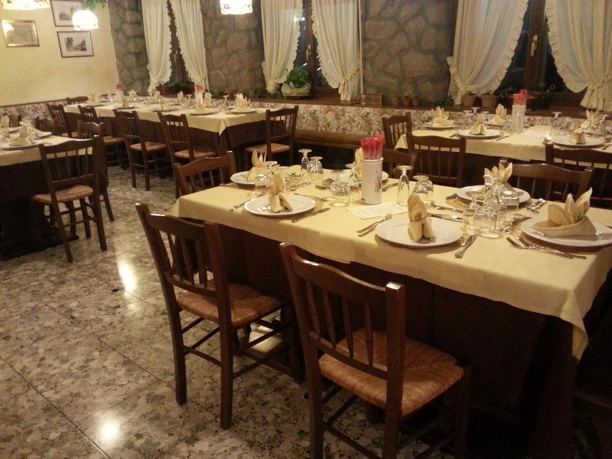 Albergo Capriolo Sestola Esterno foto